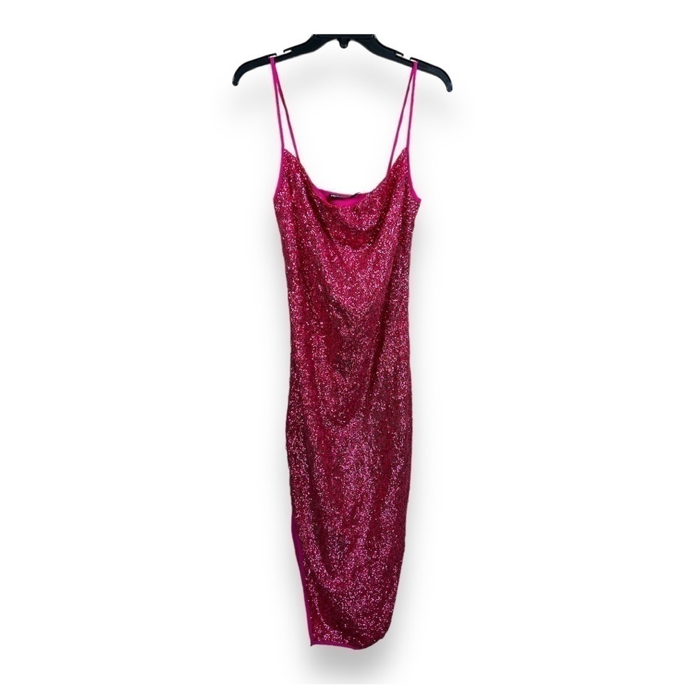 NEW SIZE 0 PRETTY LITTLE THING FUCHSIA PINK BEADED DRESS EVENT PARTY BARBIE